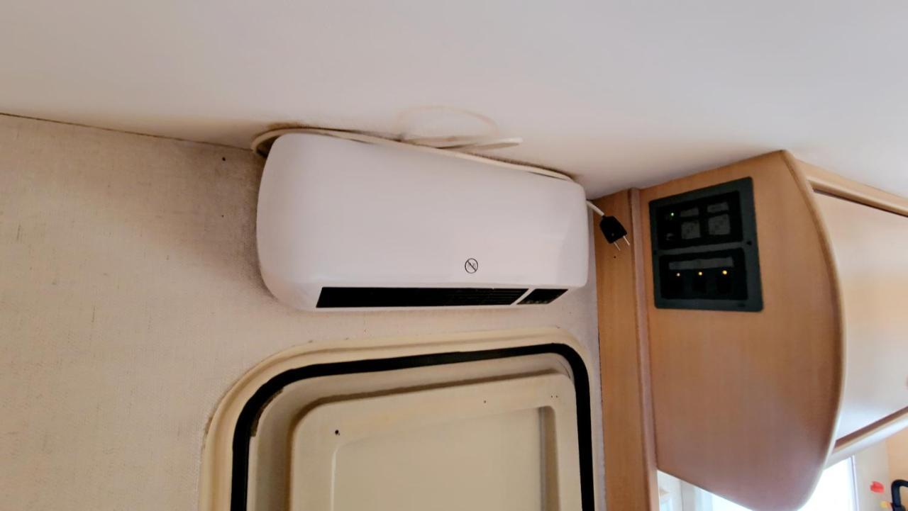 Camping-Car Витры-Ле-Франфоис Экстерьер фото